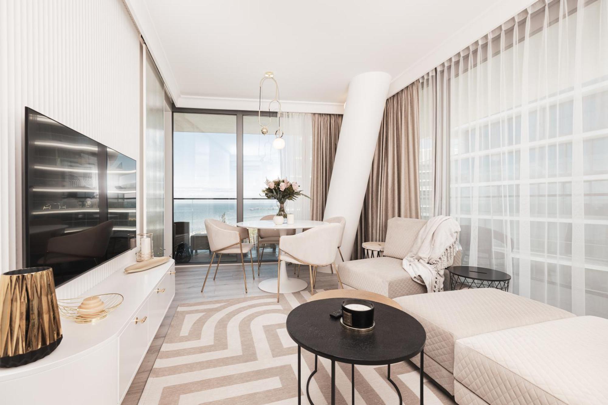 Royallux Apartment Waves Resort & Spa - Sea View From Balcony By Renters Prestige Мендзыздрое Экстерьер фото